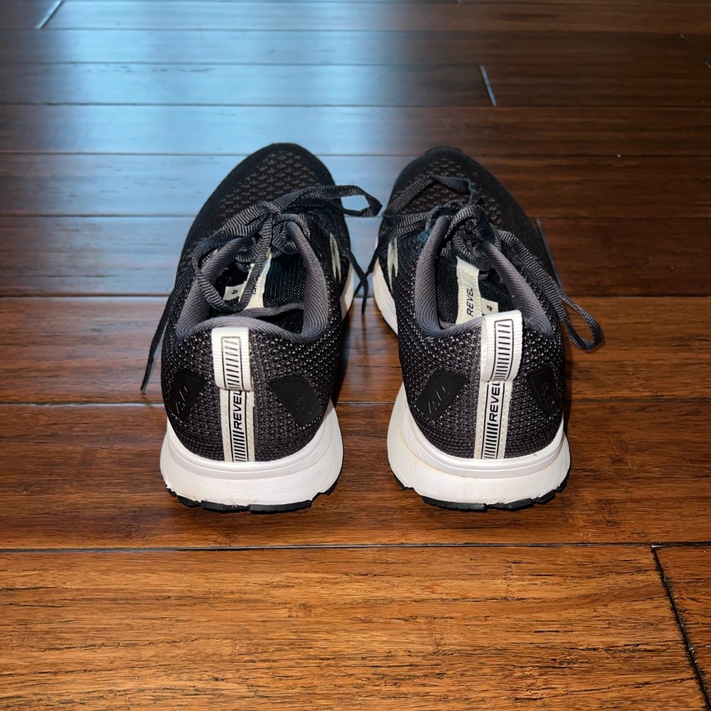 COPY - Brooks Revel 4 size 8